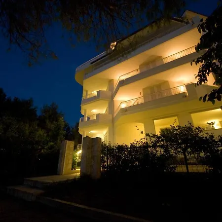 Hotel apartamentowy Finbaja *