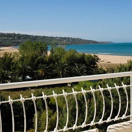 Hotel apartamentowy Finbaja *
