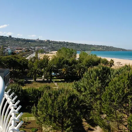 Hotel apartamentowy Finbaja