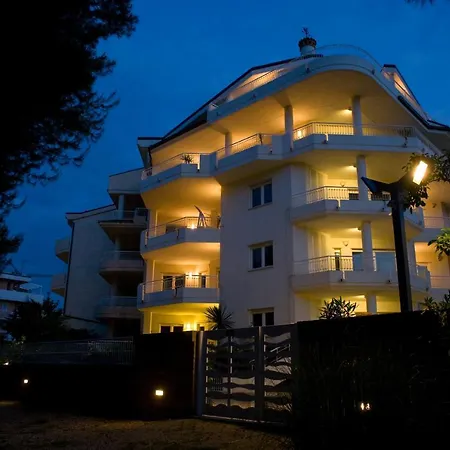 Finbaja * Vasto